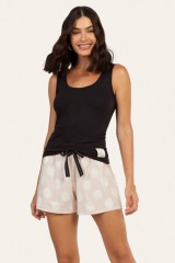 short doll regata